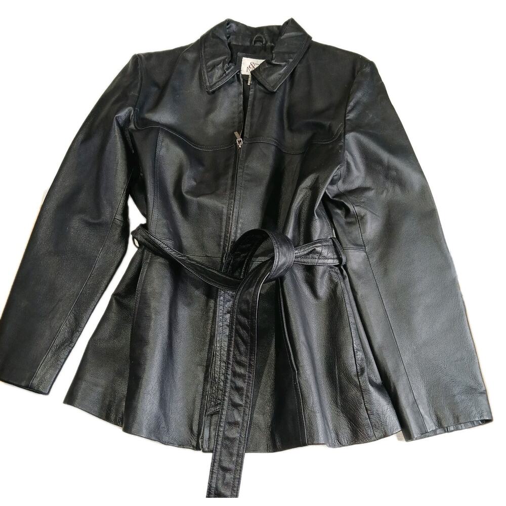 Madison & Max 100% LEATHER SZ XL Women's JACKET MIDLENGTH 31INCHES Used